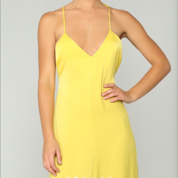 FashionNova maxi dress - Picture 4 of 4